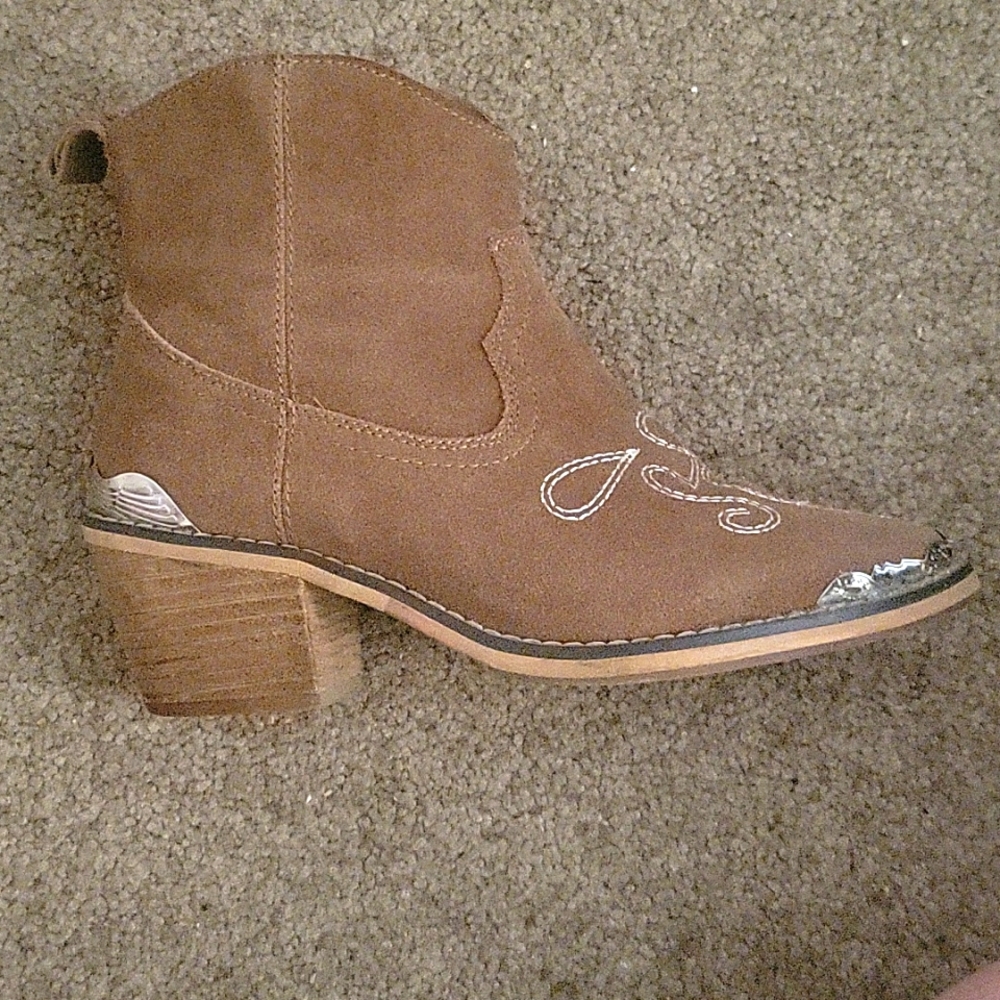 SPELL Cactus Rose Boots - in Amazing Condition!! Like New!
